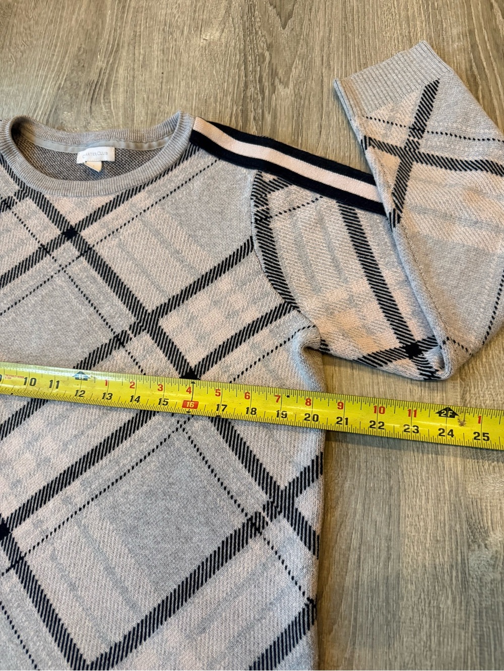 Women’s Ice Gray Argyle Plaid Knit Crewneck Varsity Sweater Acadamia - Picture 5 of 7